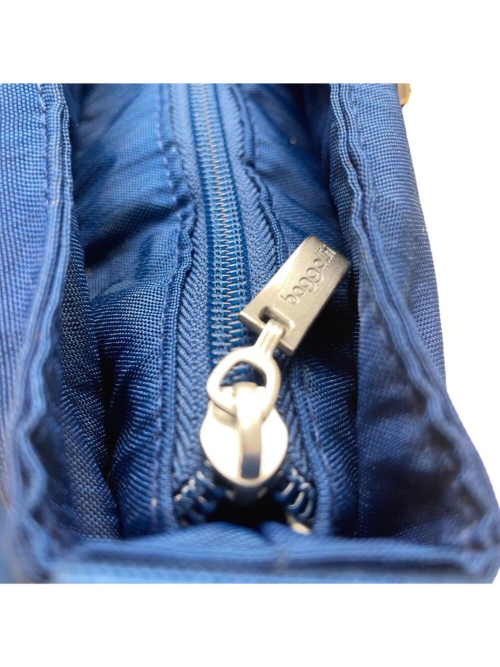 Baggallini Women’s Blue Nylon Adjustable Shoulder Strap Tote Bag image 8